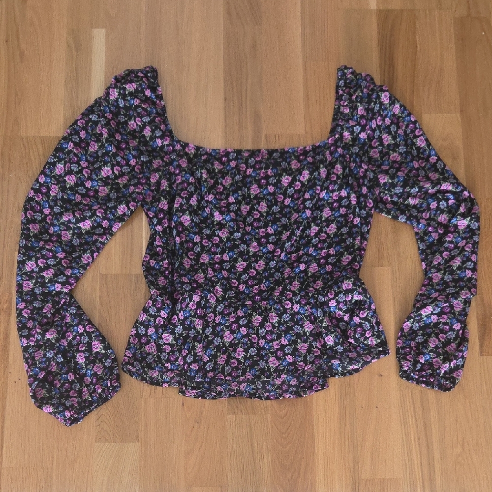 Long Sleeve Floral Blouse